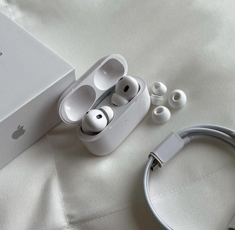 AIRPODS PRO (2ND GENERATION) IPHONE/WIRELESS/SAMSUNG/WHITE CASE