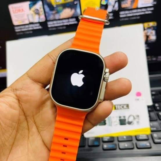 ULTRA-2 SMART WATCH LOGO WITH 2 STRAPS
